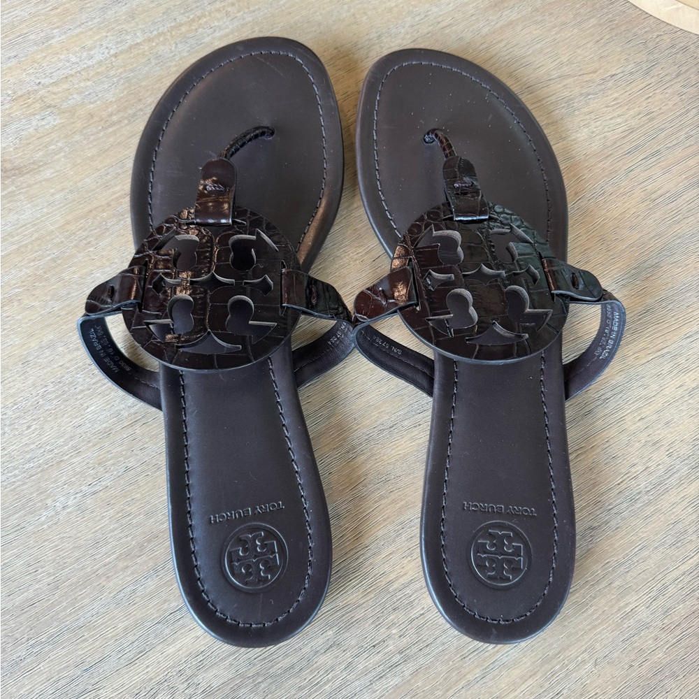 Tory Burch Dark Brown Thong Sandals BRAND NEW
